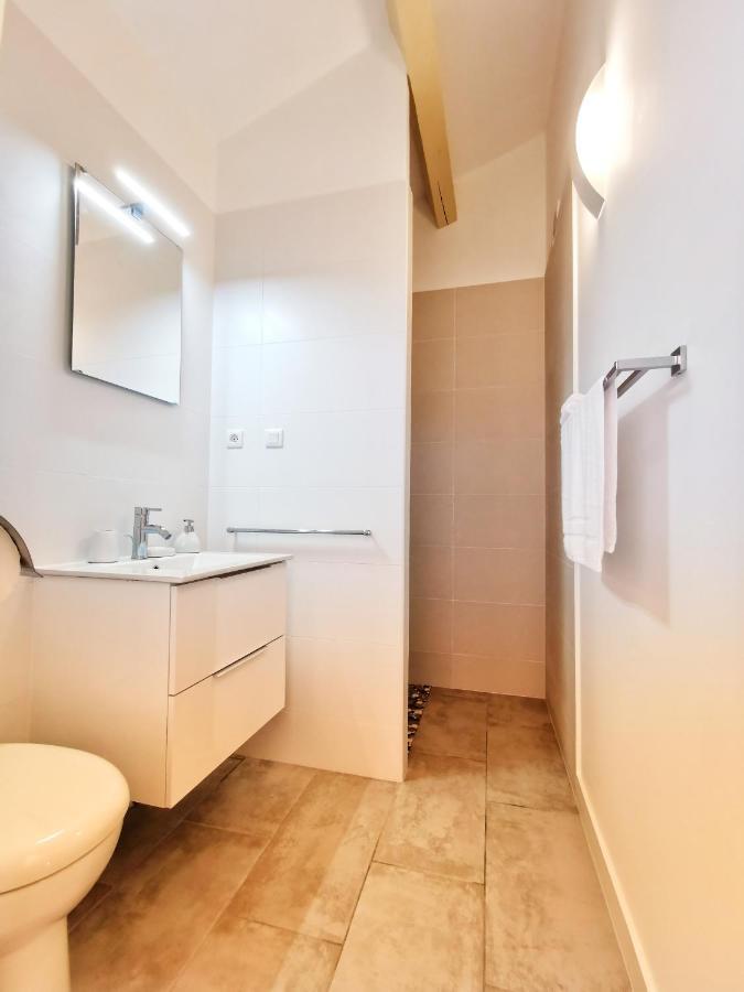 Studio Privatif Climatise , Terrasse Et Piscine Pernes-les-Fontaines Ngoại thất bức ảnh