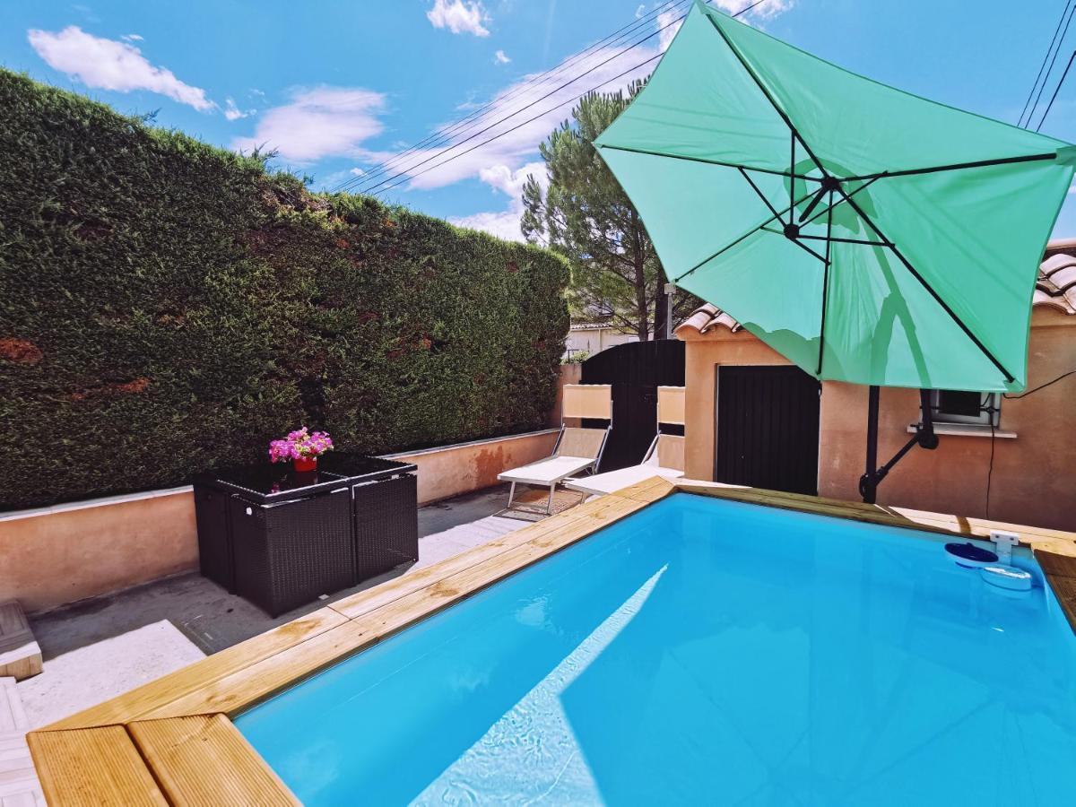 Studio Privatif Climatise , Terrasse Et Piscine Pernes-les-Fontaines Ngoại thất bức ảnh
